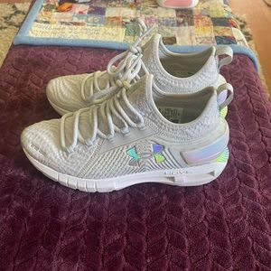 Practically new under armour hovr shoes. Still have original box